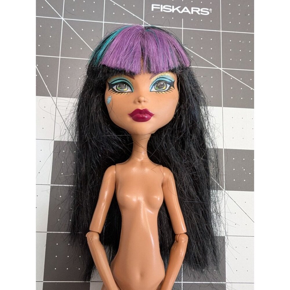 Monster High Creepateria Cleo de Nile 2013 Purple Teal bangs doll only replace - Picture 2 of 13